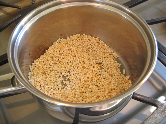 Israeli Couscous With Garlic and Spices